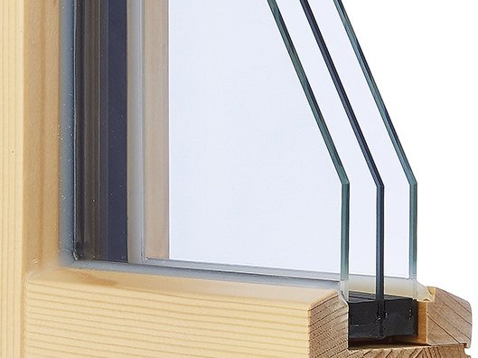 3-Scheiben-Verglasung in Fenster-Musterecke